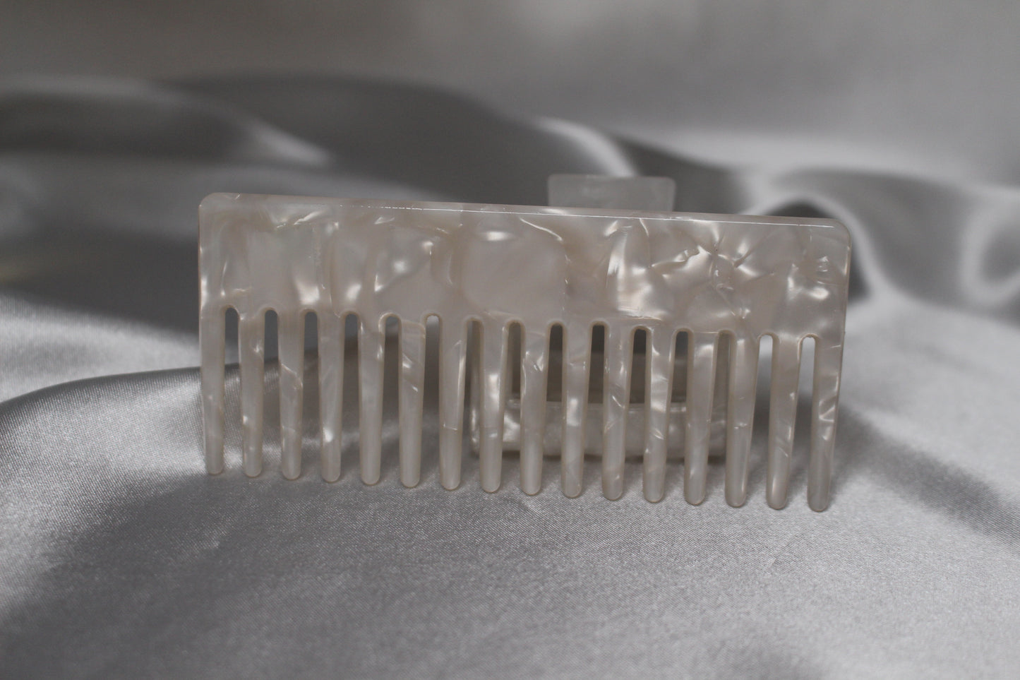 Seleny Jumbo Acetate Claw Clip Set (with Carrying Case & Comb)