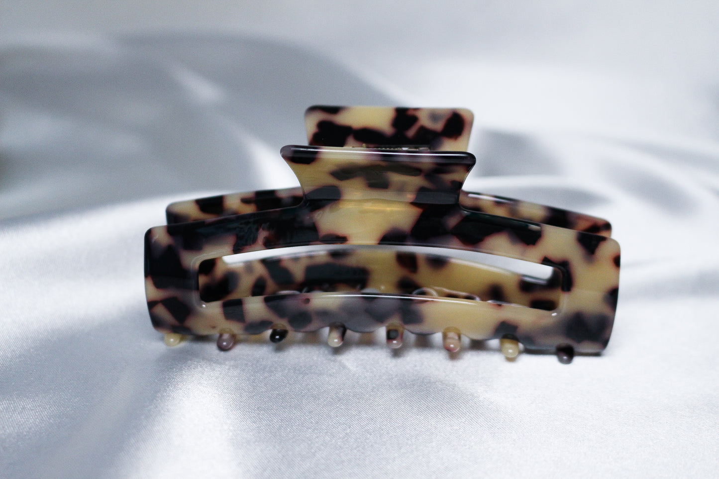 Seleny Jumbo Acetate Claw Clip Set (with Carrying Case & Comb)